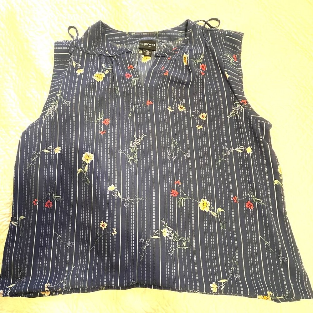 Liz Claiborne, Navy Flower Patterned Blouse, Size XXL, Sleeveless & Collar Ties,